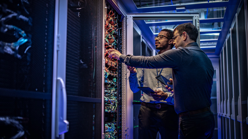 Leading Polish Telecommunications Provider Optimized Remote IT System Management With Serial Console and Software image