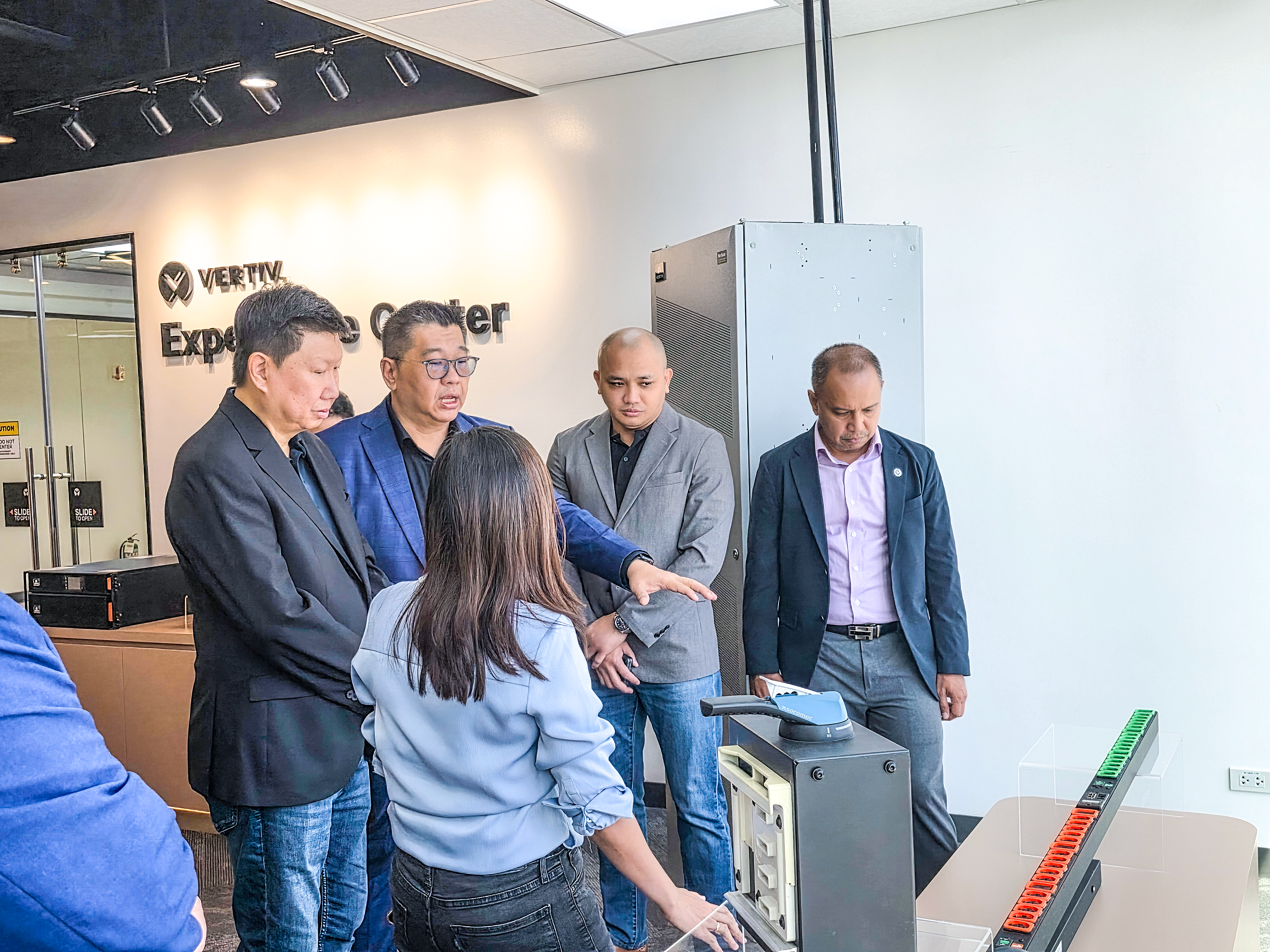 vertiv-vstecs-partnership.png