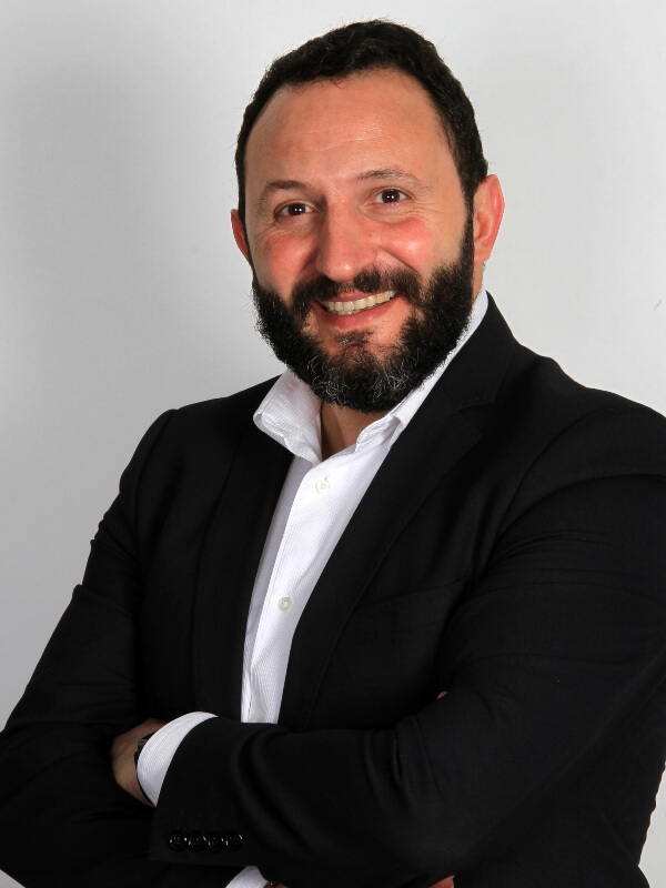600x800-Sergio.Ferrer_306349_0.jpg