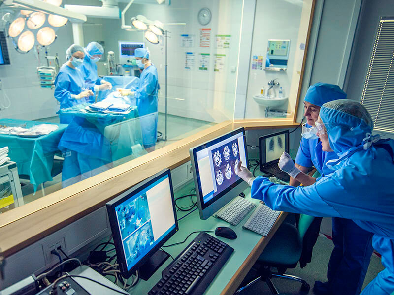 Finding the right architecture for power protection in hospitals Image
