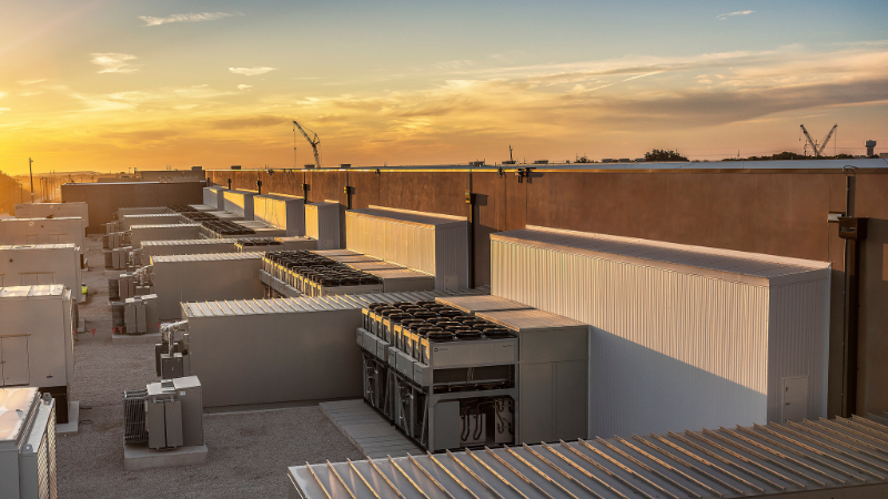 Vertiv and Compass Datacenters Collaborate on Combination Liquid and Air Cooling System To Accelerate Deployment of Liquid Cooling for AI Applications  Image